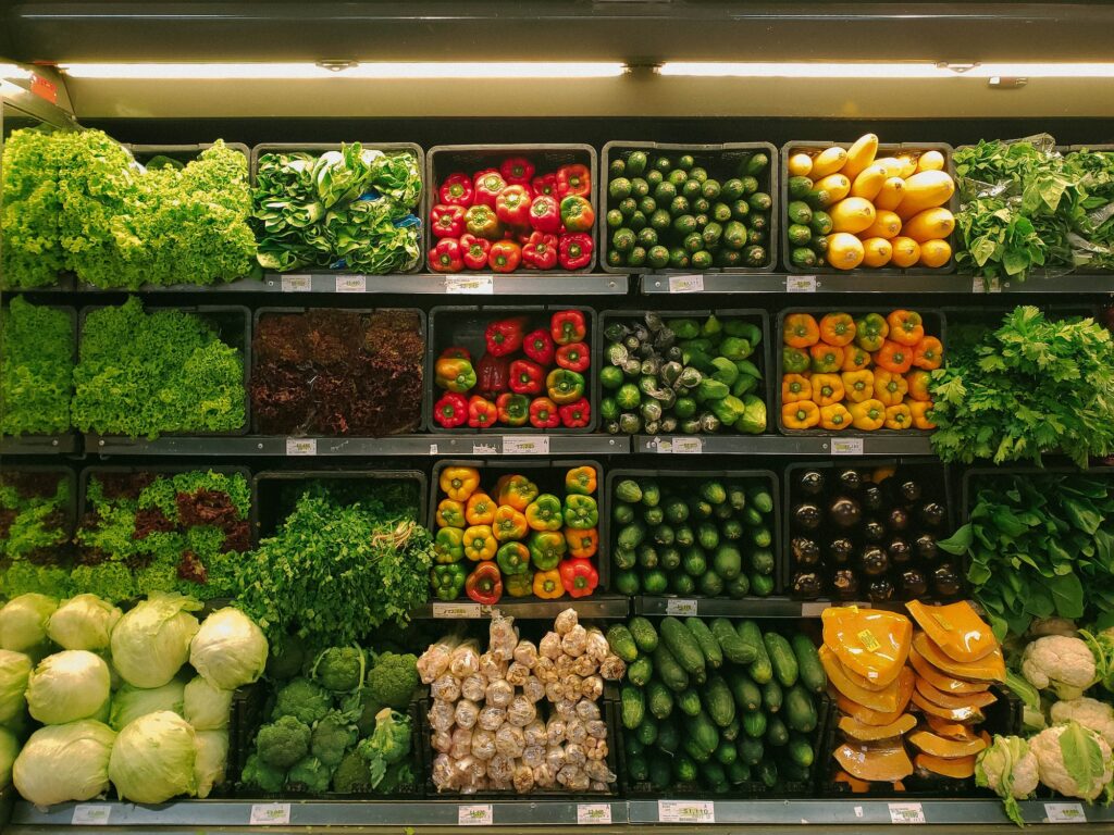 Frederic Yves Michel NOEL Smart Grocery Shopping: How to Choose the Healthiest Foods at the Store