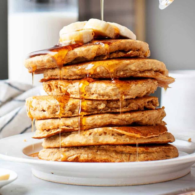 Frederic Yves Michel NOEL Vegan Breakfast Ideas That Keep You Full for Hours